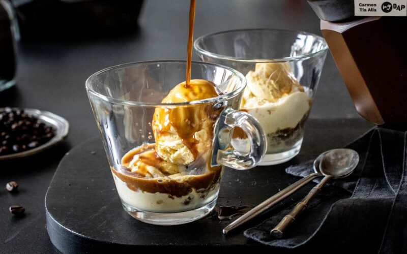 Cómo hacer un affogato de café